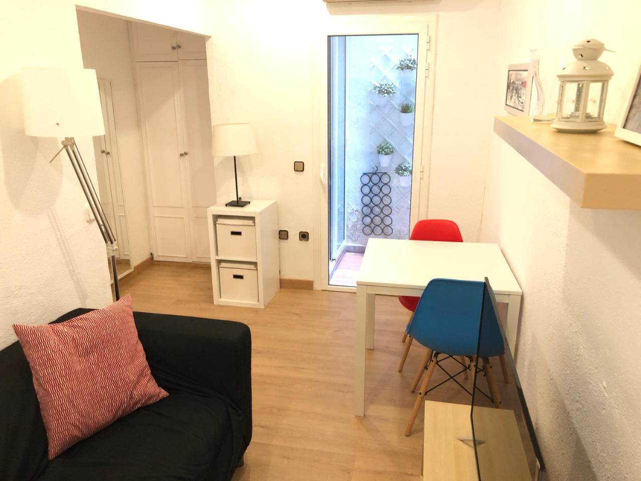New! Apartment In Sarria Near Metro Барселона Экстерьер фото